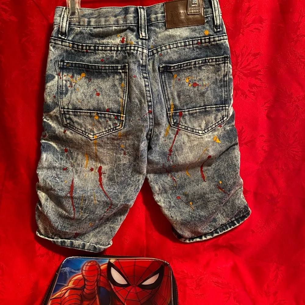 Denim & Rivets - Picture 7 of 10